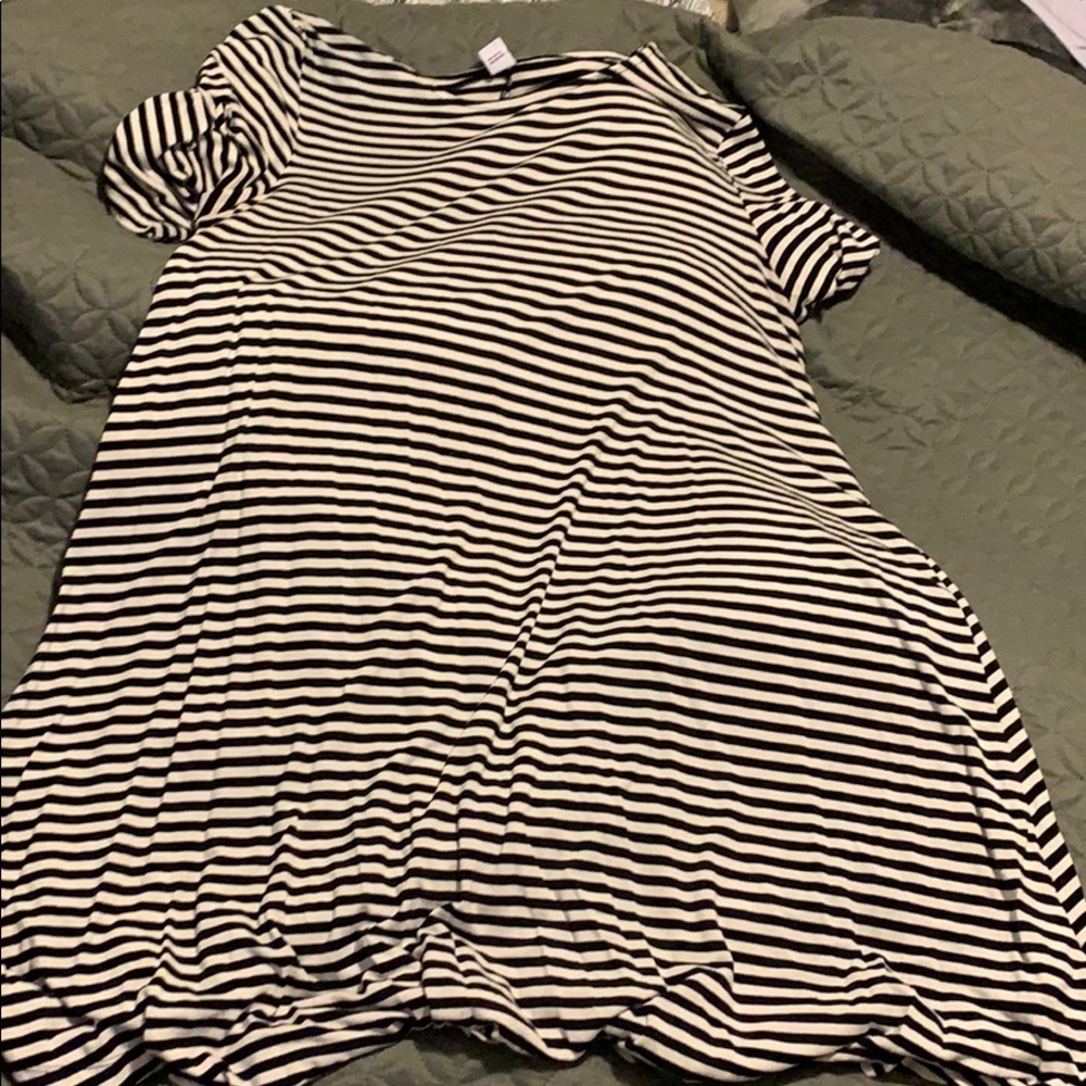 Black and white swing dress